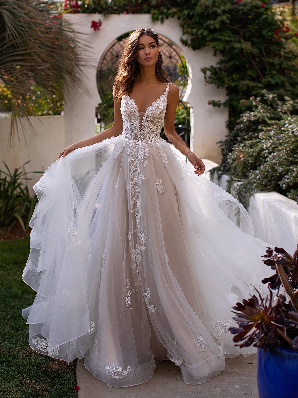 Most Beautiful Lace Wedding Dress 2054
