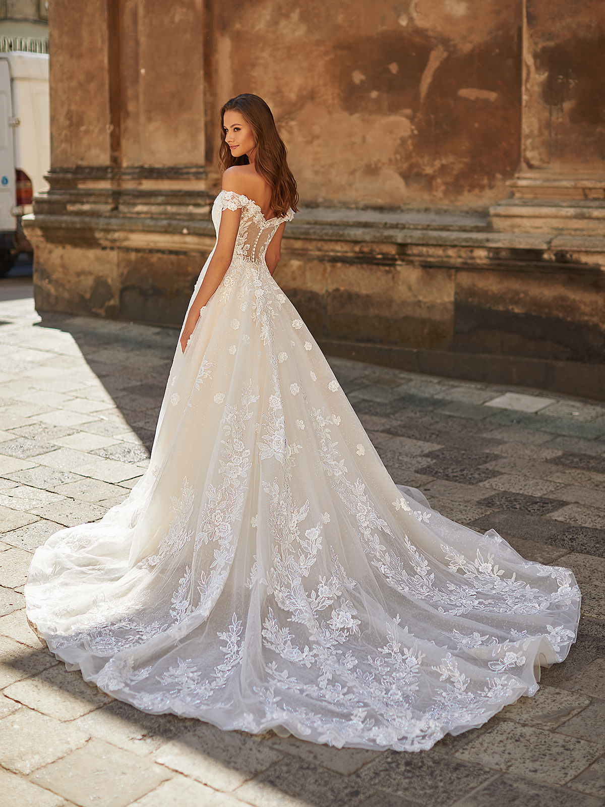 23 Wedding Dress Fabrics to Know Before You Shop