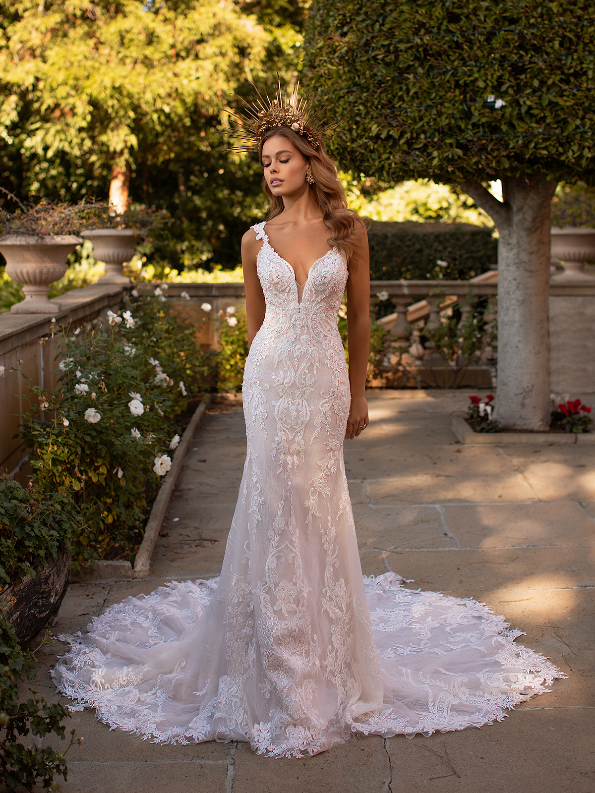 High Quality Crystal Sparkle Wedding Dresses Detachable Back Train Bridal  Gown