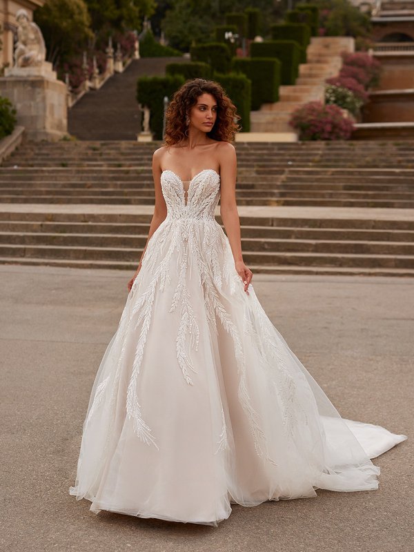 Tulle Wedding Dresses and Bridal Gowns