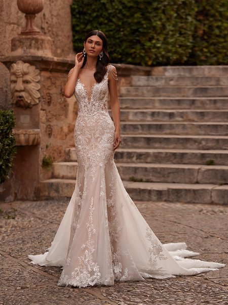 Sexy Lace Mermaid Wedding Dress With Leaf Shaped Train Moonlight ...