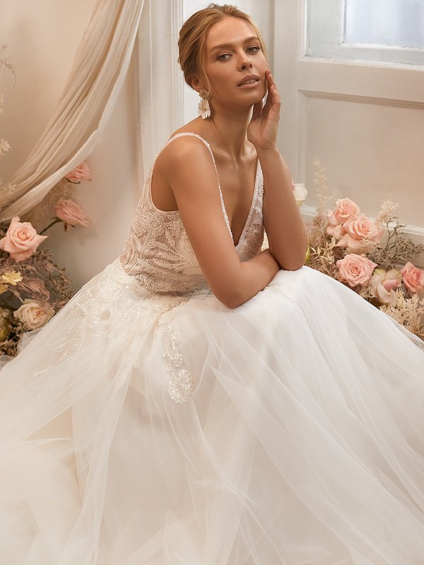 V-Neck Beaded Bodice Tulle A-Line Wedding Dress Moonlight Tango T970